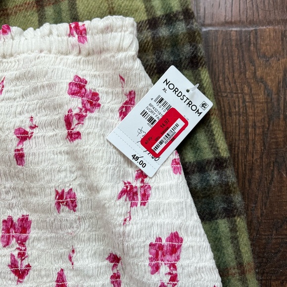 Rouched Mini Skirt - Picture 4 of 4